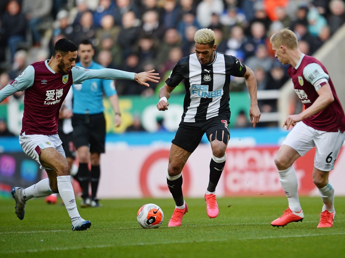 3551-1-newcastle-united-v-burnley-fc-premier-league