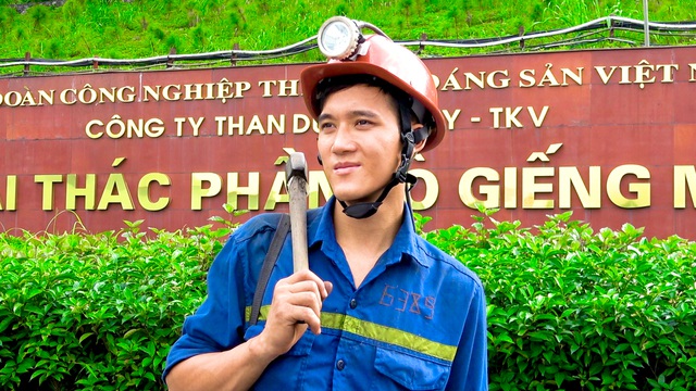 Thợ lò 9X, lương 26 triệu đồng/tháng chia sẻ bí quyết nghề - 3