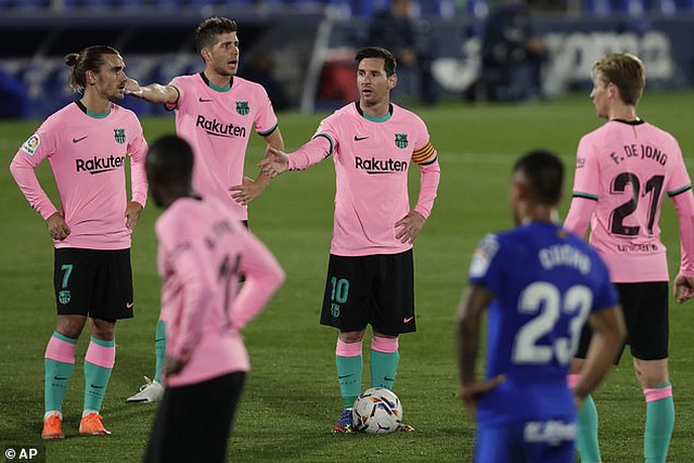 Bộ mặt nào cho Barcelona và Juventus ở ngày mở màn Champions League? - 2