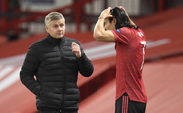 HLV Solskjaer khởi đầu tốt hơn Sir Alex, kém xa Mourinho ở Man Utd - 1