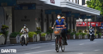 Hà Nội cần làm gì để vừa bảo vệ thành quả chống dịch vừa phục hồi kinh tế?