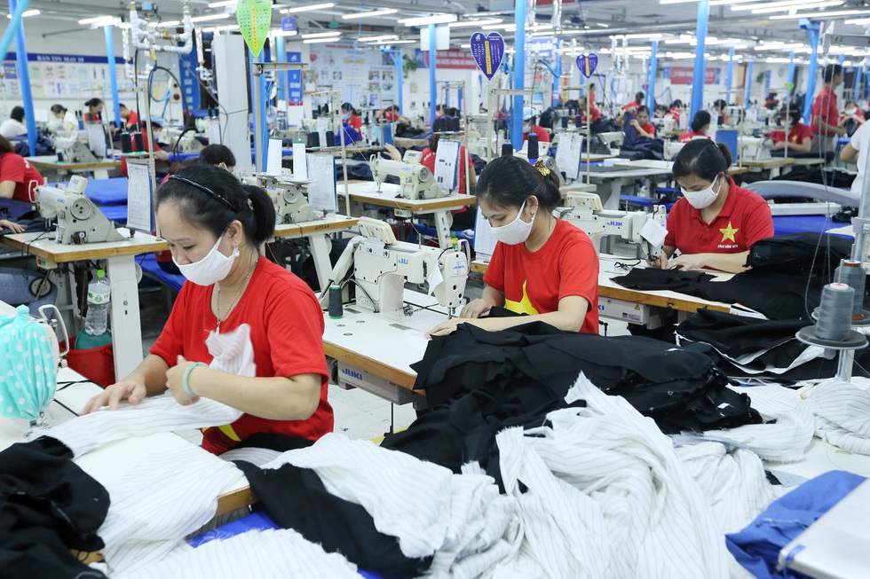 Ông Bùi Sĩ Lợi: Cần giảm ngay cú sốc thiếu hụt lao động sau giãn cách... - 15