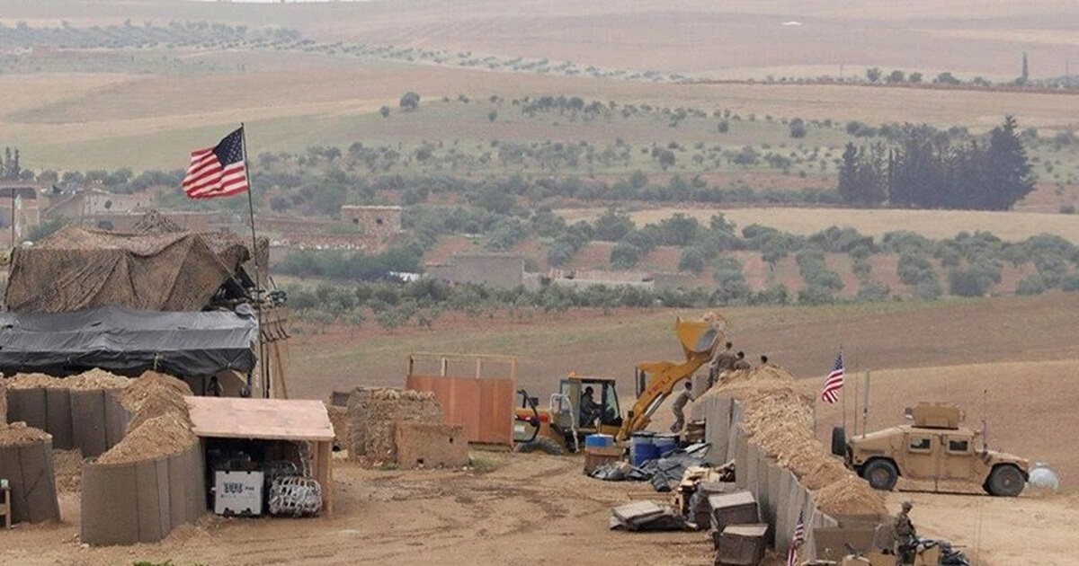 Căn cứ của Mỹ ở Syria bị dội tên lửa