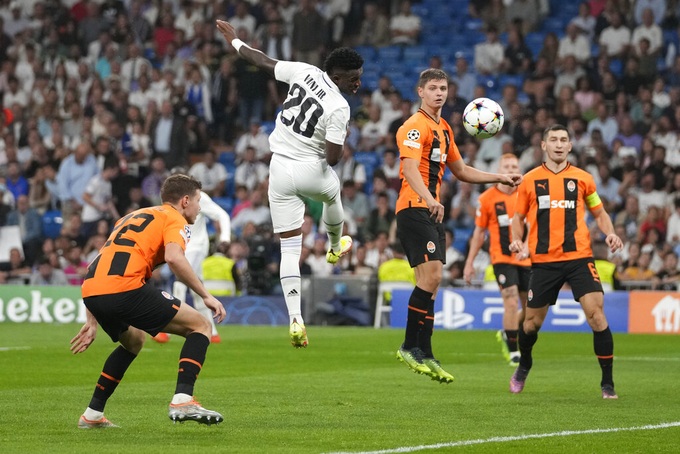 Real Madrid duy trì mạch toàn thắng ở Champions League - 2