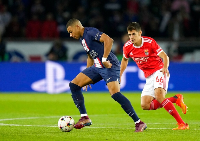 Mbappe ghi bàn, PSG vẫn đánh rơi chiến thắng trước Benfica - 1 Mbappe ghi bàn, PSG vẫn đánh rơi chiến thắng trước Benfica - 1