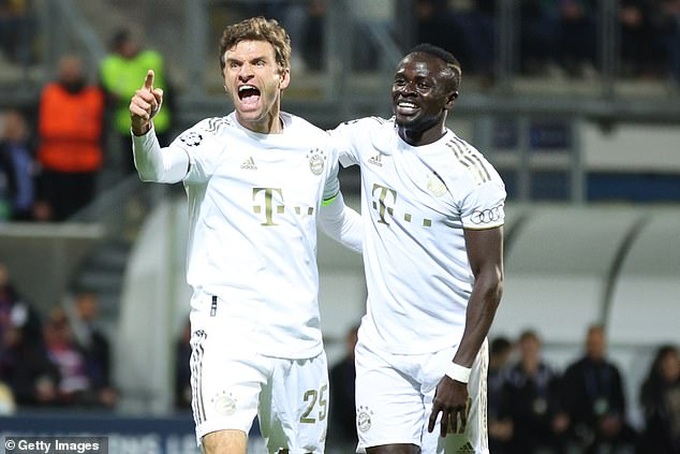 Barcelona hòa nghẹt thở Inter Milan, Bayern Munich giành vé đi tiếp - 8