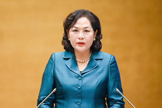 Thống đốc Nguyễn Thị Hồng trình bày Tờ trình dự án Luật Phòng, chống rửa tiền (sửa đổi)