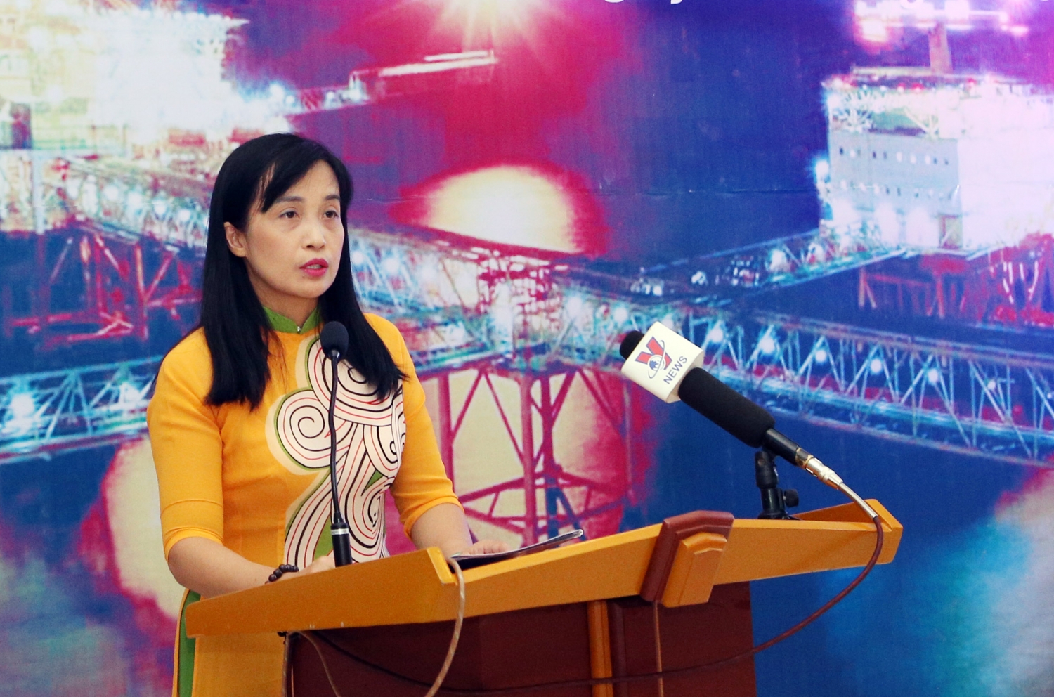Khai mạc Triển lãm ảnh “Biển đảo Tổ quốc”