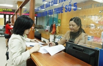 Ngân hàng cung cấp thông tin tài khoản cho thuế: Lo lộ thông tin người dùng?