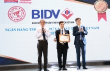 bidv len tieng ve quyet dinh khoi to loat lanh dao cua ngan hang