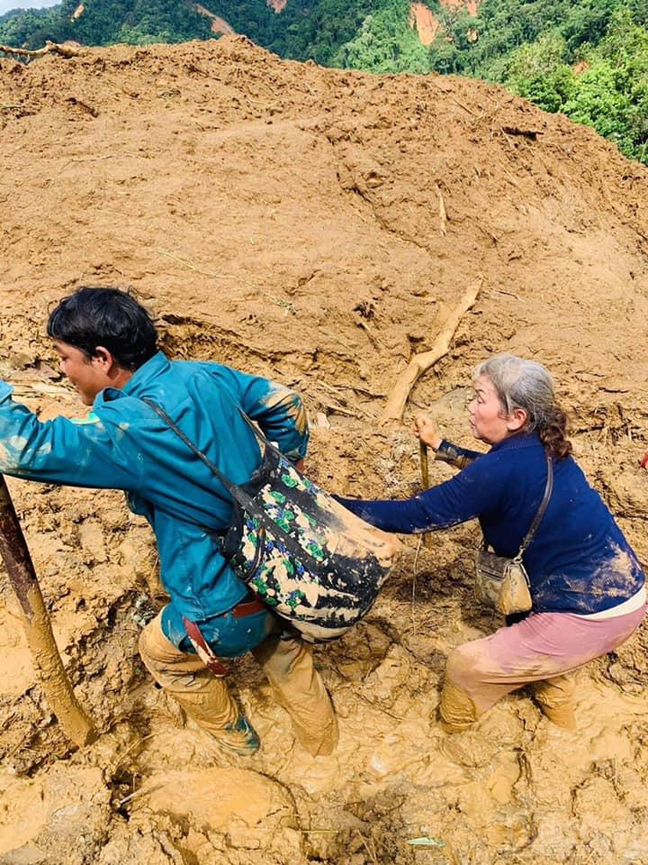 Bão Goni kéo theo muôn vàn nỗi lo tiến vào biển Đông
