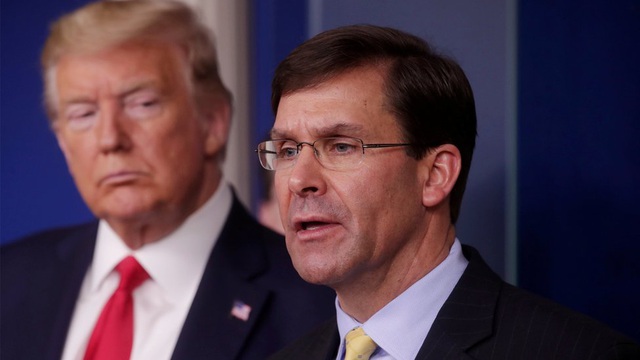Ông Trump sa thải Bộ trưởng Quốc phòng - 1
