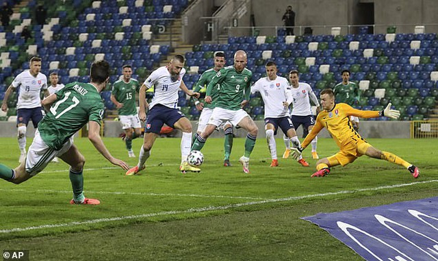 Xác định xong 4 đội bóng cuối cùng dự Euro 2021 - 9