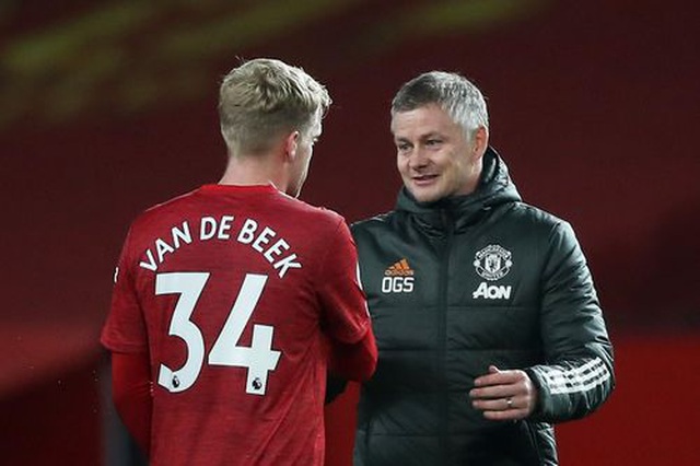 Man Utd thắng tối thiểu trước West Brom nhờ quả phạt đền - 2