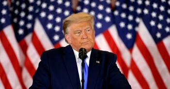 Ông Trump nói hơn 1 triệu phiếu bầu ở Pennsylvania "từ trên trời rơi xuống"