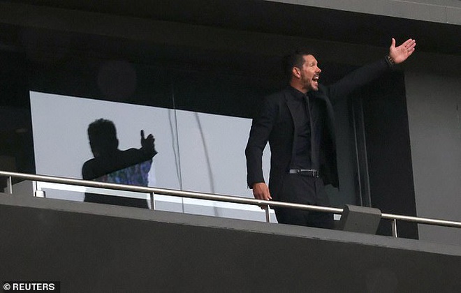 Atletico thắng đậm để tiếp tục đua vô địch La Liga cùng Real Madrid - 1