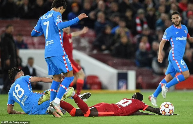 Thắng dễ Atletico, Liverpool sớm đoạt vé đi tiếp ở Champions League - 4