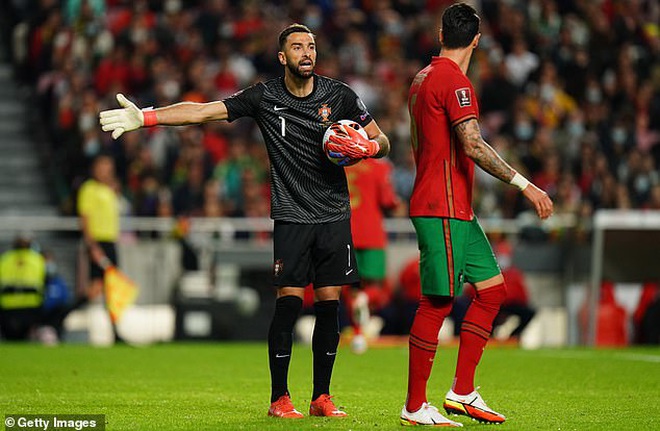 Bồ Đào Nha mất ngôi đầu bảng cay đắng, Tây Ban Nha giành vé dự World Cup - 4