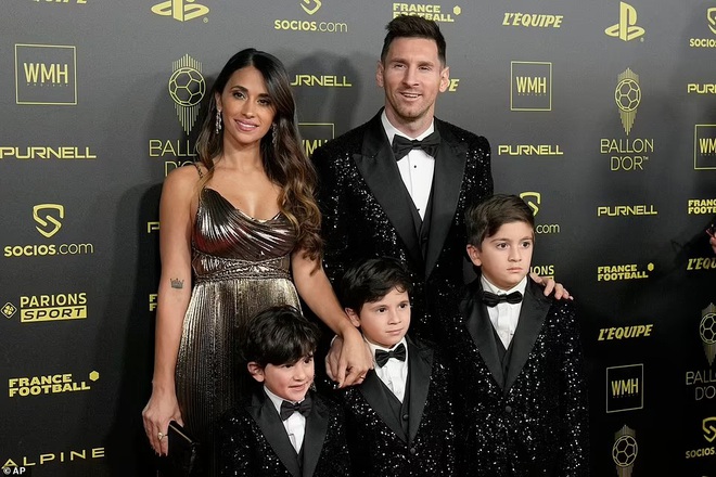 Messi nói gì khi giành Quả bóng vàng lần thứ 7 trong sự nghiệp? - 3