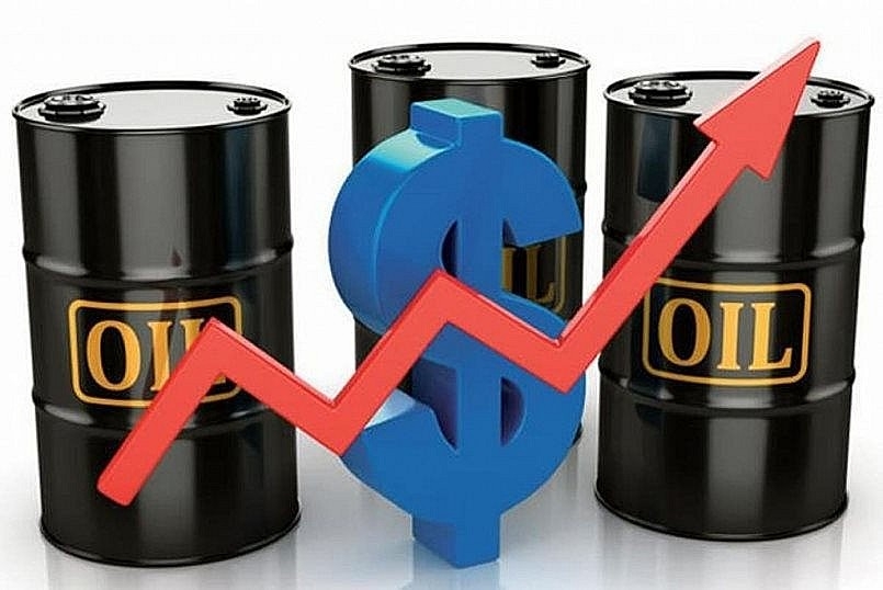 Giá dầu thô tăng mạnh, Brent lên mức 83,67 USD/thùng