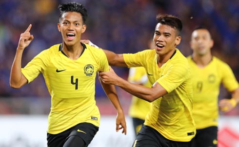 truc tiep bong da thai lan 2 2 malaysia thai lan cay dang bi loai