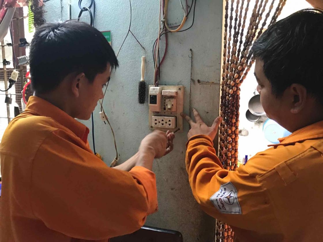 PC Đà Nẵng sửa chữa điện miễn phí cho hộ nghèo