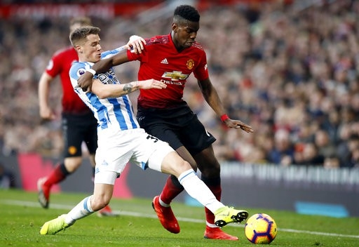 truc tiep man utd 3 1 huddersfield pogba khang dinh gia tri