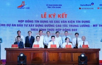 Ký kết Hợp đồng tín dụng cho Dự án đầu tư xây dựng đường cao tốc Trung Lương - Mỹ Thuận