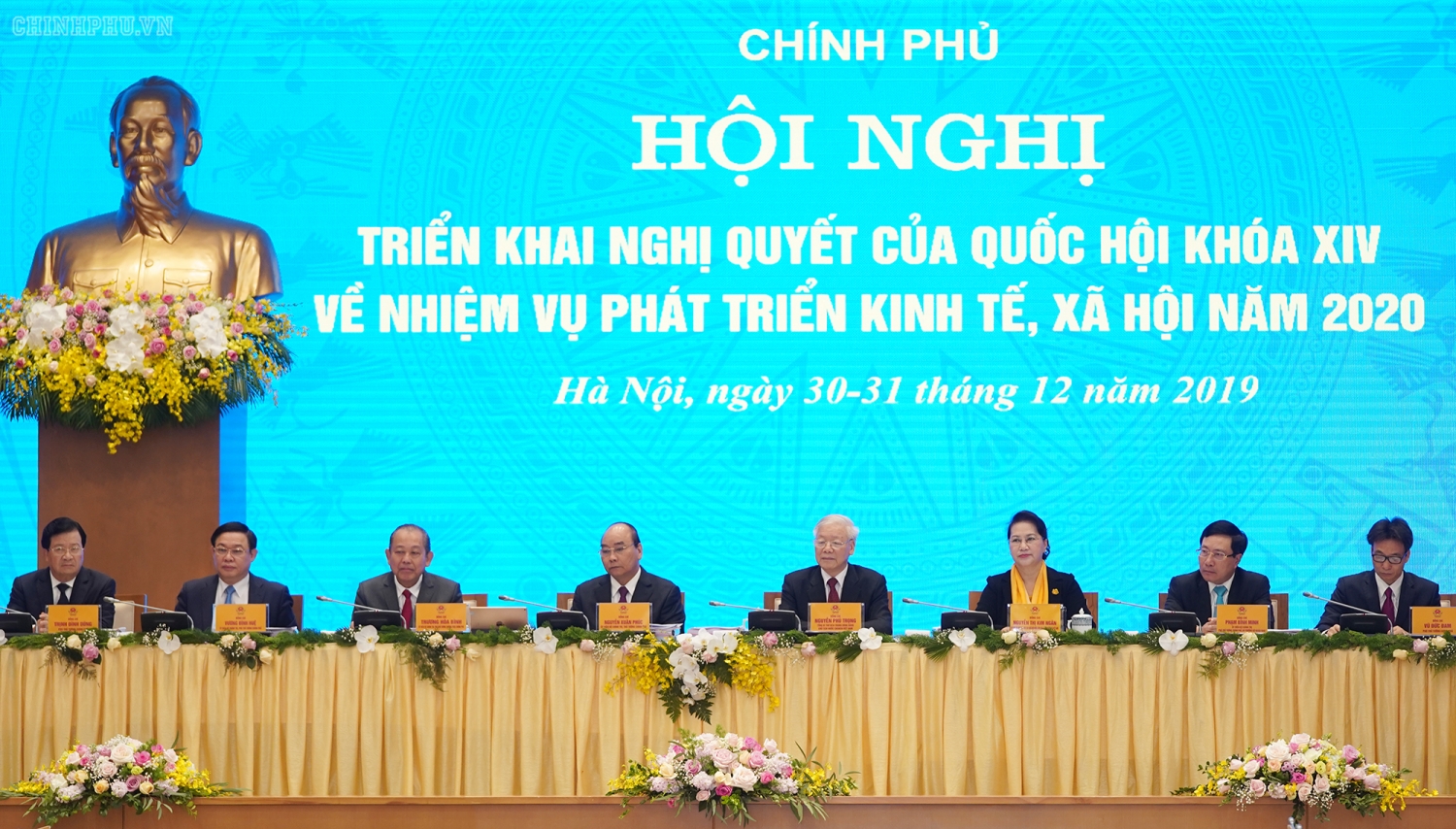 chung ta tuyet nhien khong duoc chu quan thoa man voi nhung ket qua thanh tich da dat duoc