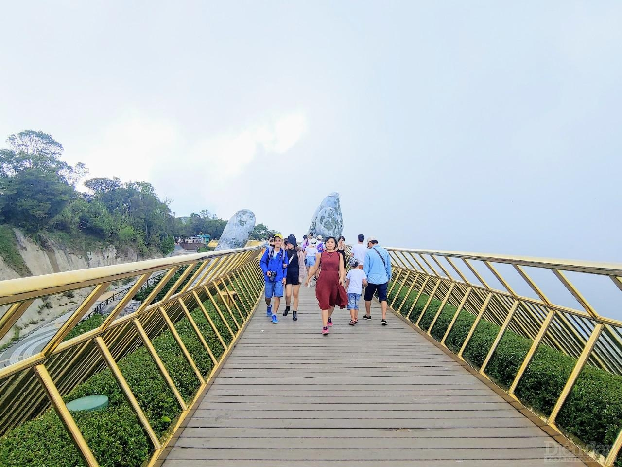 “Liều thuốc” niềm tin cho du lịch