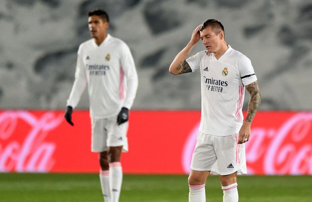 Real Madrid liên tục thua sốc: Thánh Zidane đã hết phép? - 3
