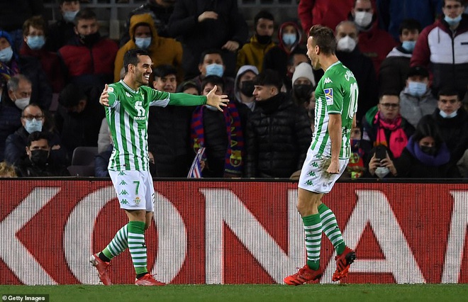 Real Madrid giành 3 điểm trước Sociedad, Barcelona gục ngã dưới tay Betis - 4