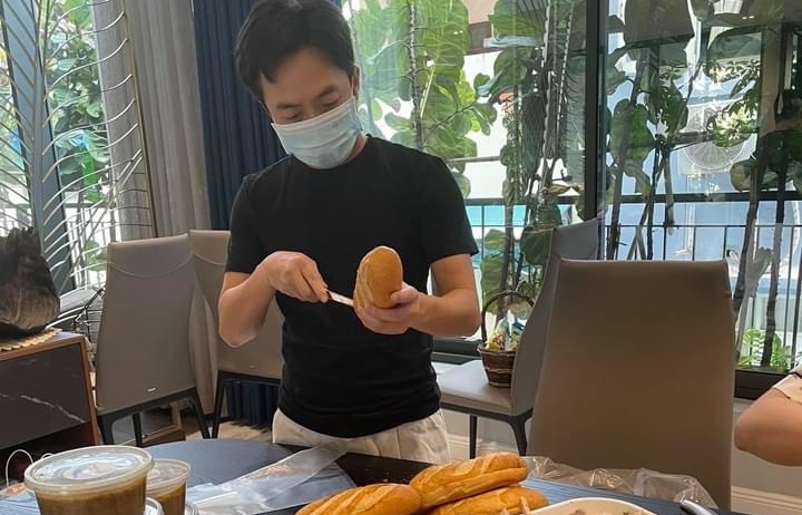 Vợ chồng Nguyễn Quốc Cường mang 'hơi ấm' về Gia Lai trong mùa giáng sinh