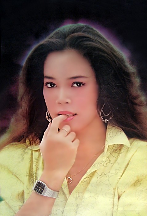 ca si hong hanh nguoi dan ba xoa toc hat tinh ca