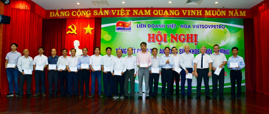 vietsovpetro tong ket cong tac an toan suc khoe va moi truong