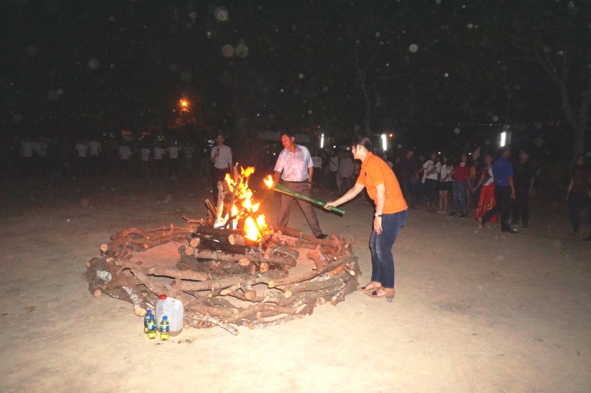 chum anh le hoi van hoa hoc sinh sinh vien dau khi lan thu vii