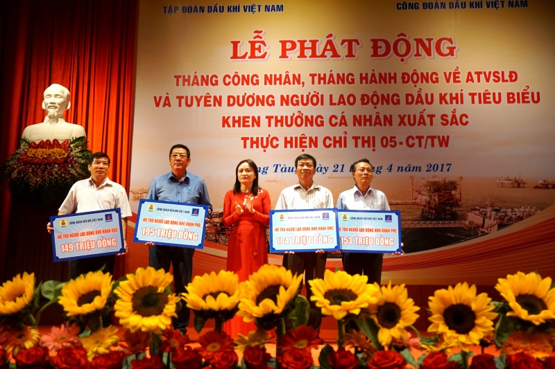le phat dong thang cong nhan va tuyen duong nguoi lao dong dau khi tieu bieu