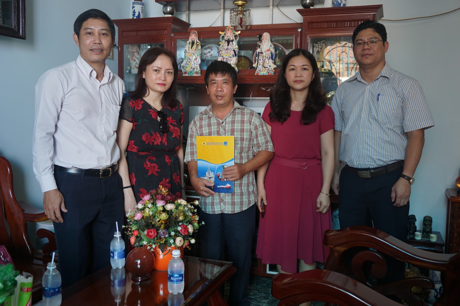 cd dkvn ho tro nguoi lao dong kho khan khu vuc phia nam