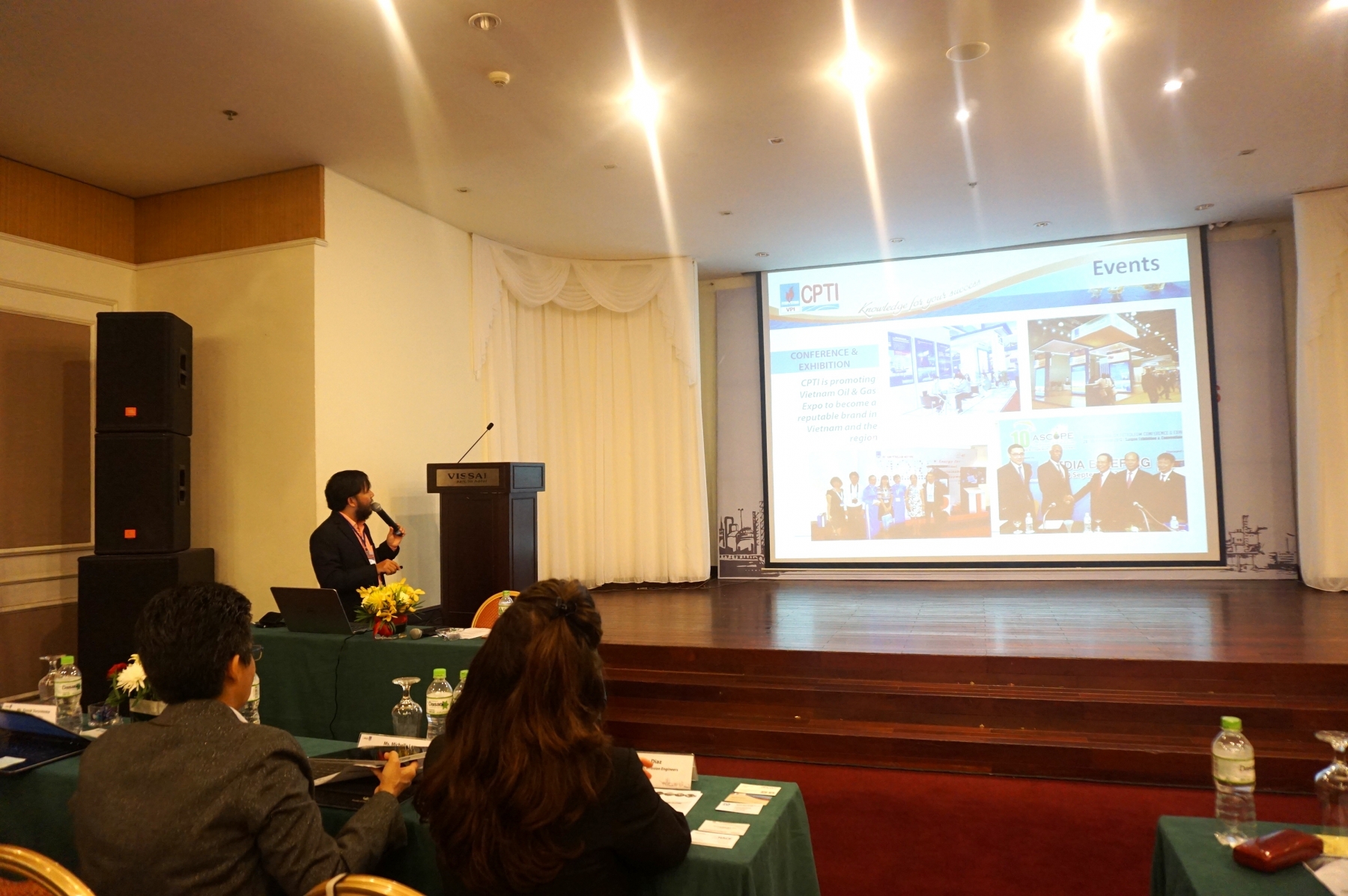 VPI và NACE tổ chức hội thảo “Vấn đề ăn mòn trong ngành công nghiệp dầu khí” vpi va nace to chuc hoi thao van de an mon trong nganh cong nghiep dau khi