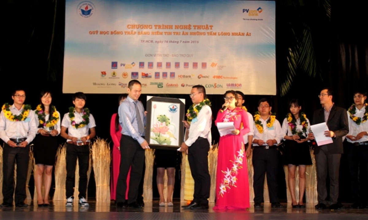 Quỹ Thắp sáng niềm tin 
