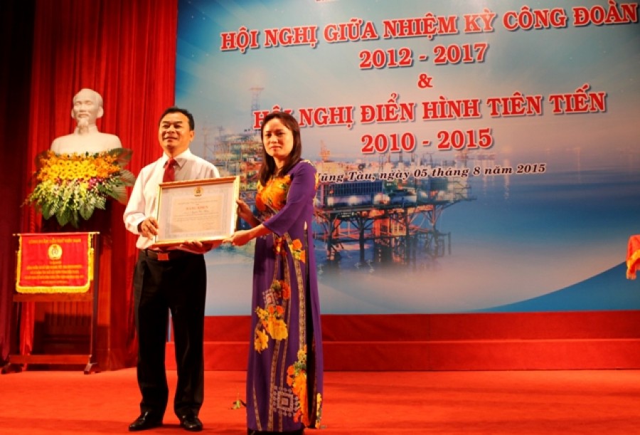 Vietsovpetro tôn vinh gương điển hình xuất sắc
