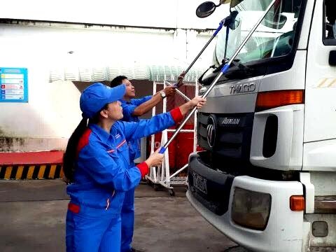 chum anh pvoil giam gia ban le xang dau mung ngay quoc khanh 29