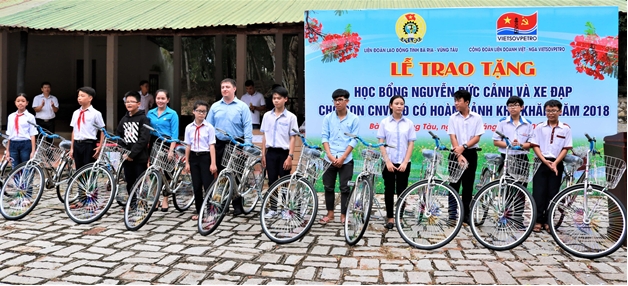 cong doan vietsovpetro tang 100 xe dap cho hoc sinh co hoan canh kho khan tinh ba ria vung tau