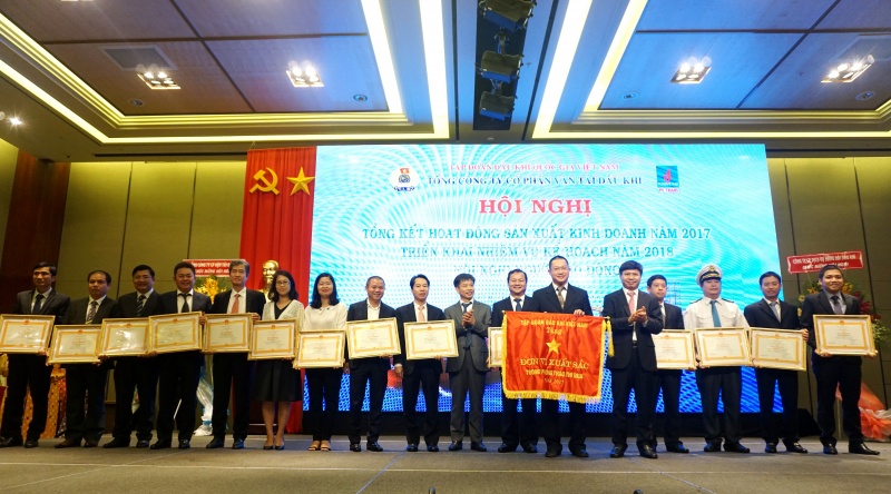 pvtrans giu vung da tang truong