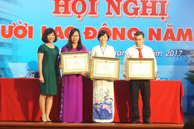 truong cao dang dau khi hoi nghi nguoi lao dong nam 2018