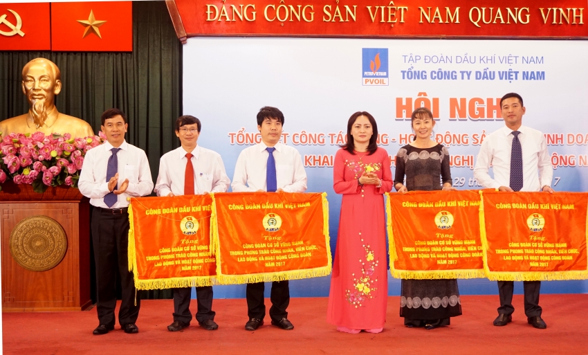 pvoil hoan thanh xuat sac nhiem vu nam 2017