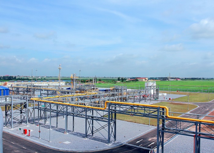 pv gas tiep tuc dung trong top asia300 cua nikkei