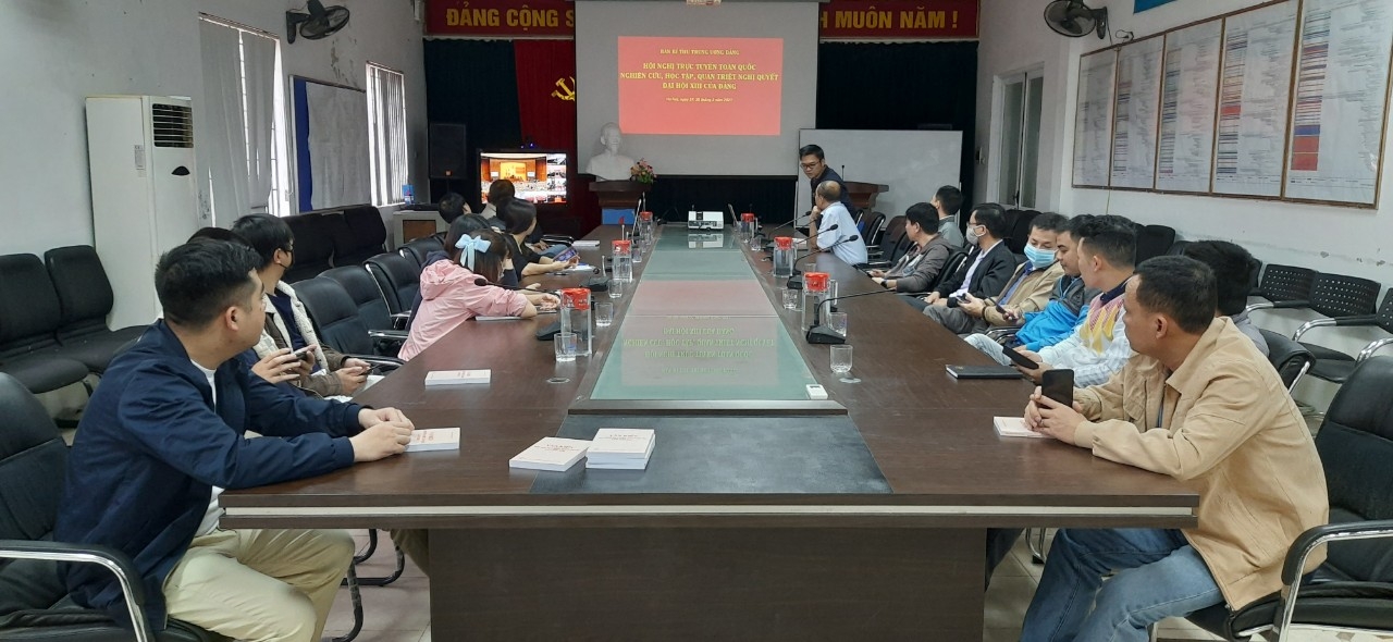 Đảng bộ Tập đoàn Dầu khí Quốc gia Việt Nam tham gia học tập, quán triệt Nghị quyết Đại hội XIII của Đảng Đảng bộ Tập đoàn Dầu khí Quốc gia Việt Nam tham gia học tập, quán triệt Nghị quyết Đại hội XIII của Đảng