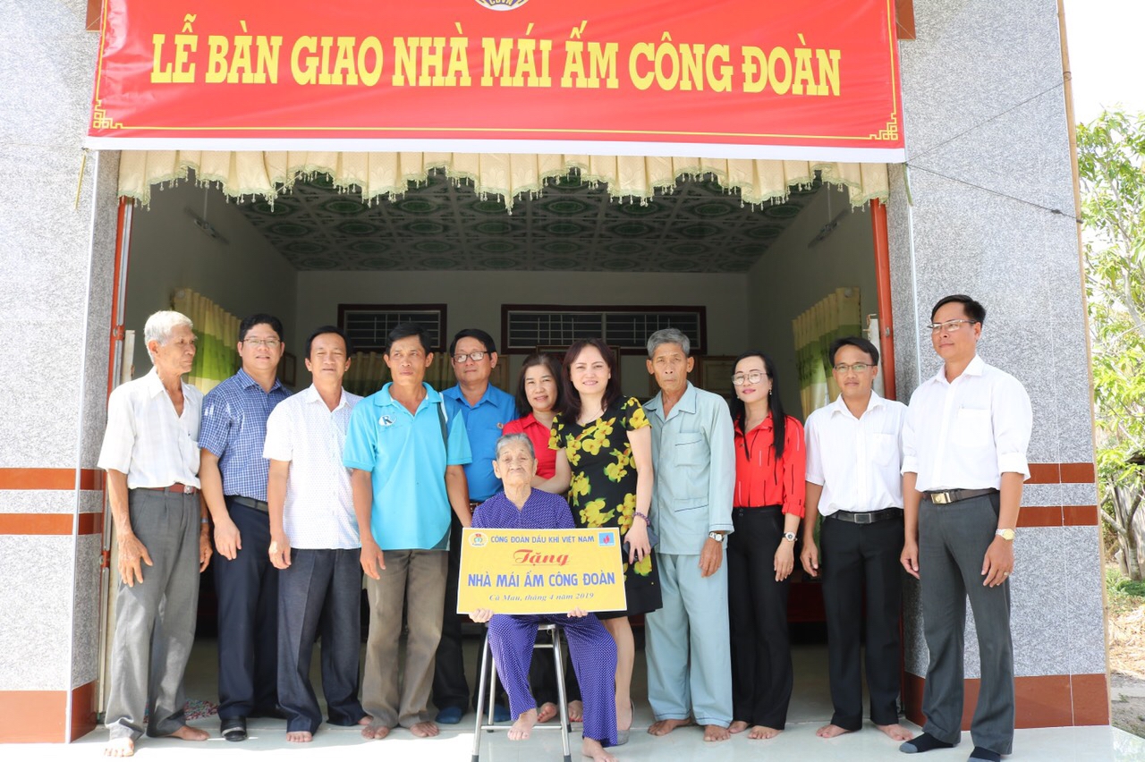 chu tich cd dkvn nghiem thuy lan moi cong doan co so mot loi ich doan vien