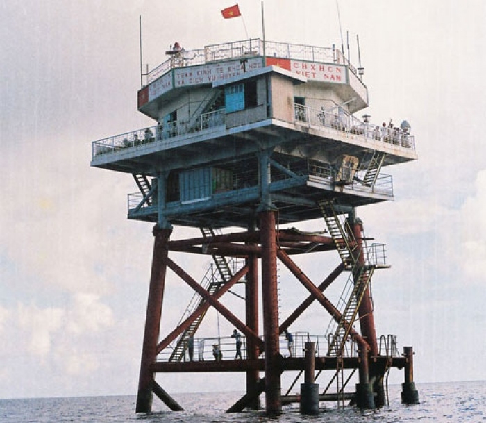 nho chuyen tham va lam viec cua chu tich nuoc dai tuong le duc anh tai vietsovpetro nam 1995